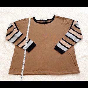 Bob Mackie Brown Sweater No tag see photos